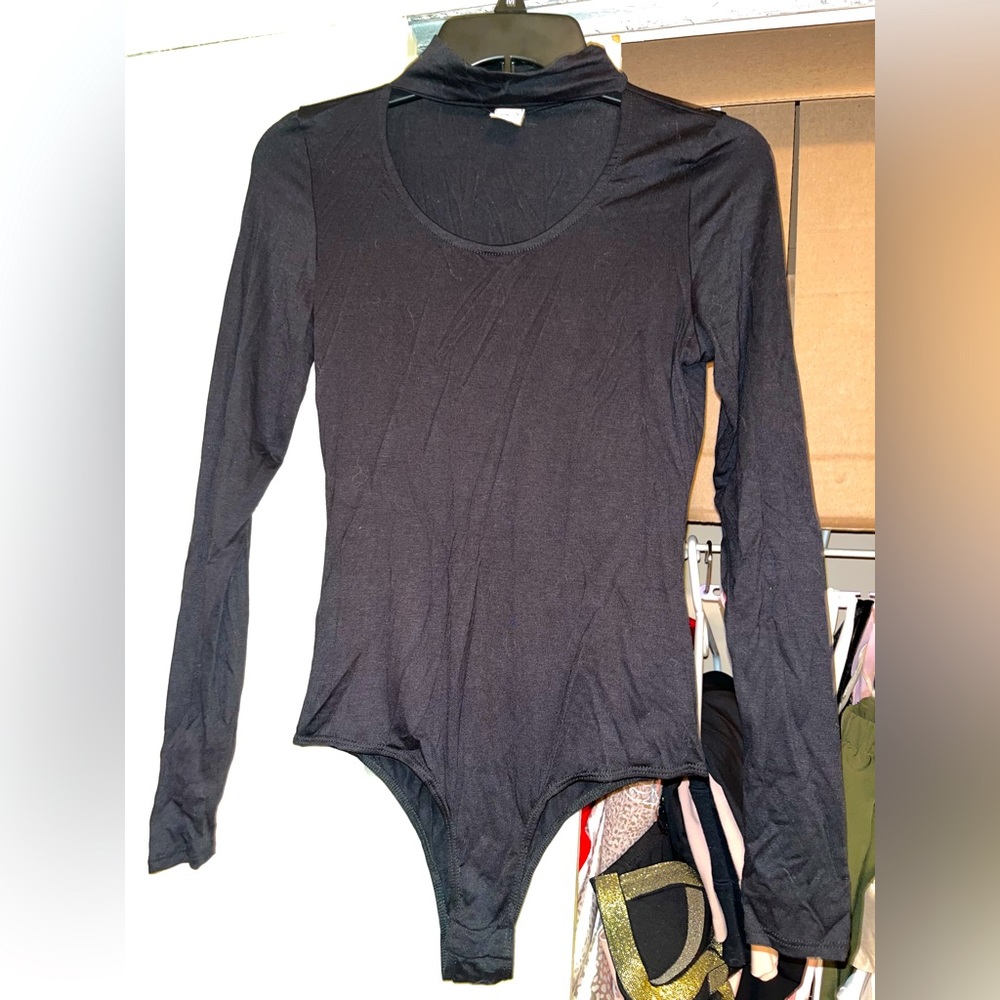 Women’s Black Scoop Neck Bodysuit- size small- **NEVER WORN**